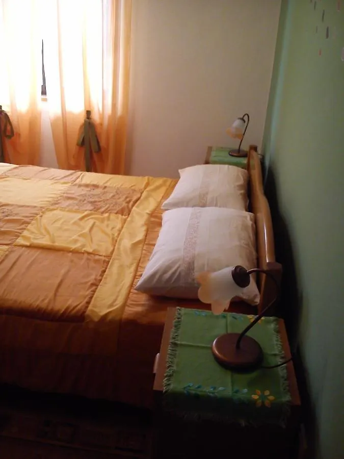 Apartment Violeta 풀라
