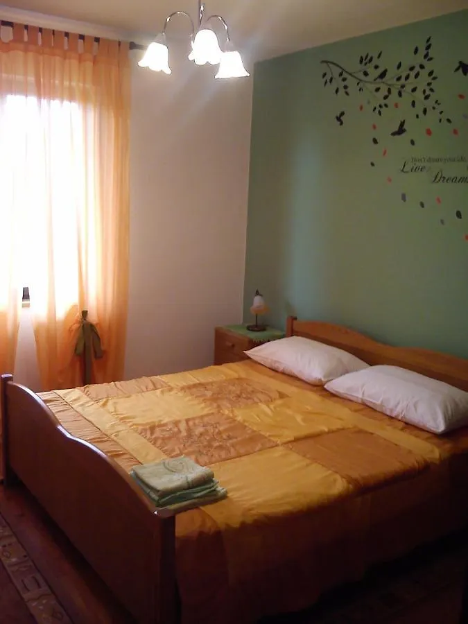 Apartment Violeta Pula