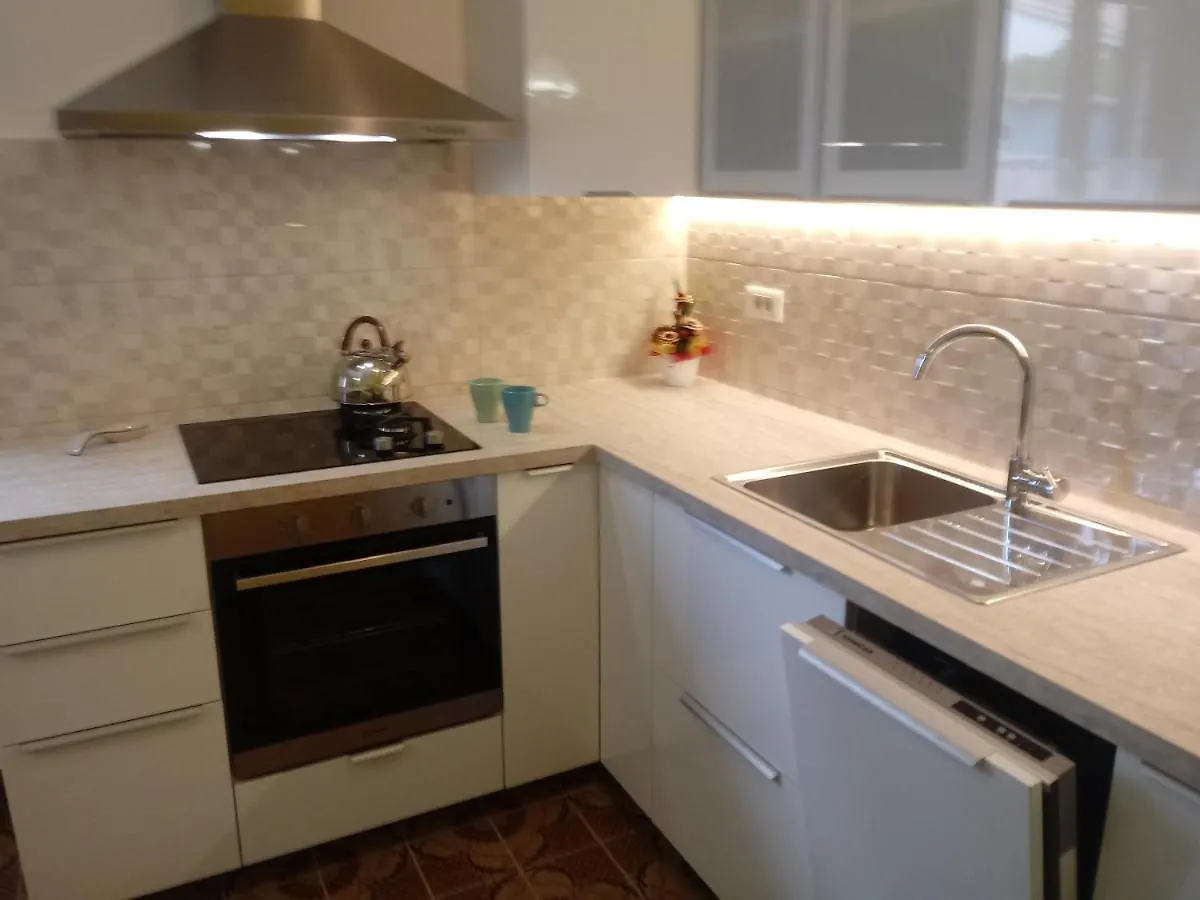 Apartment Violeta Pula 0*,  Croacia