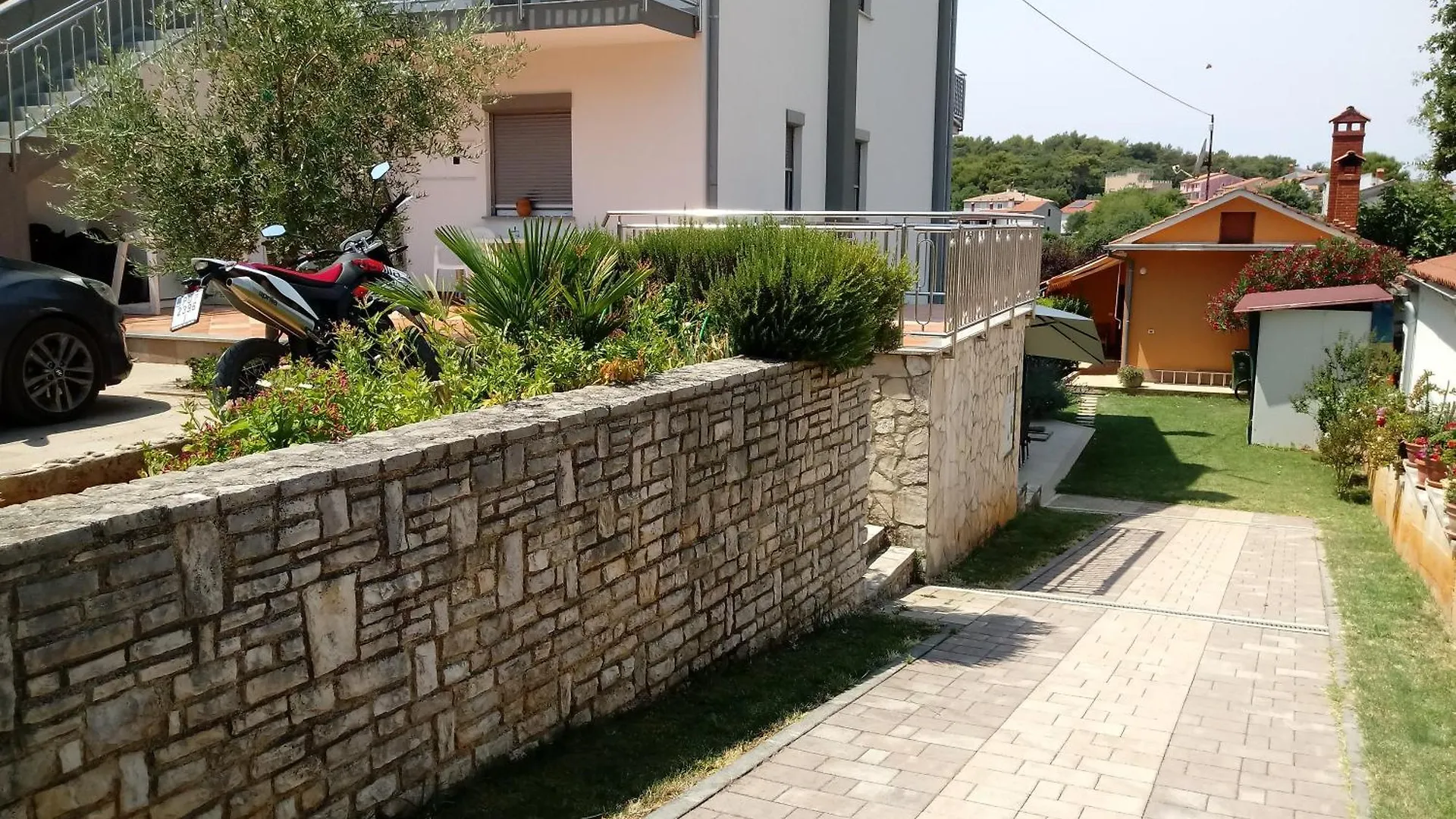 Apartment Violeta Pula 0*,  Croacia